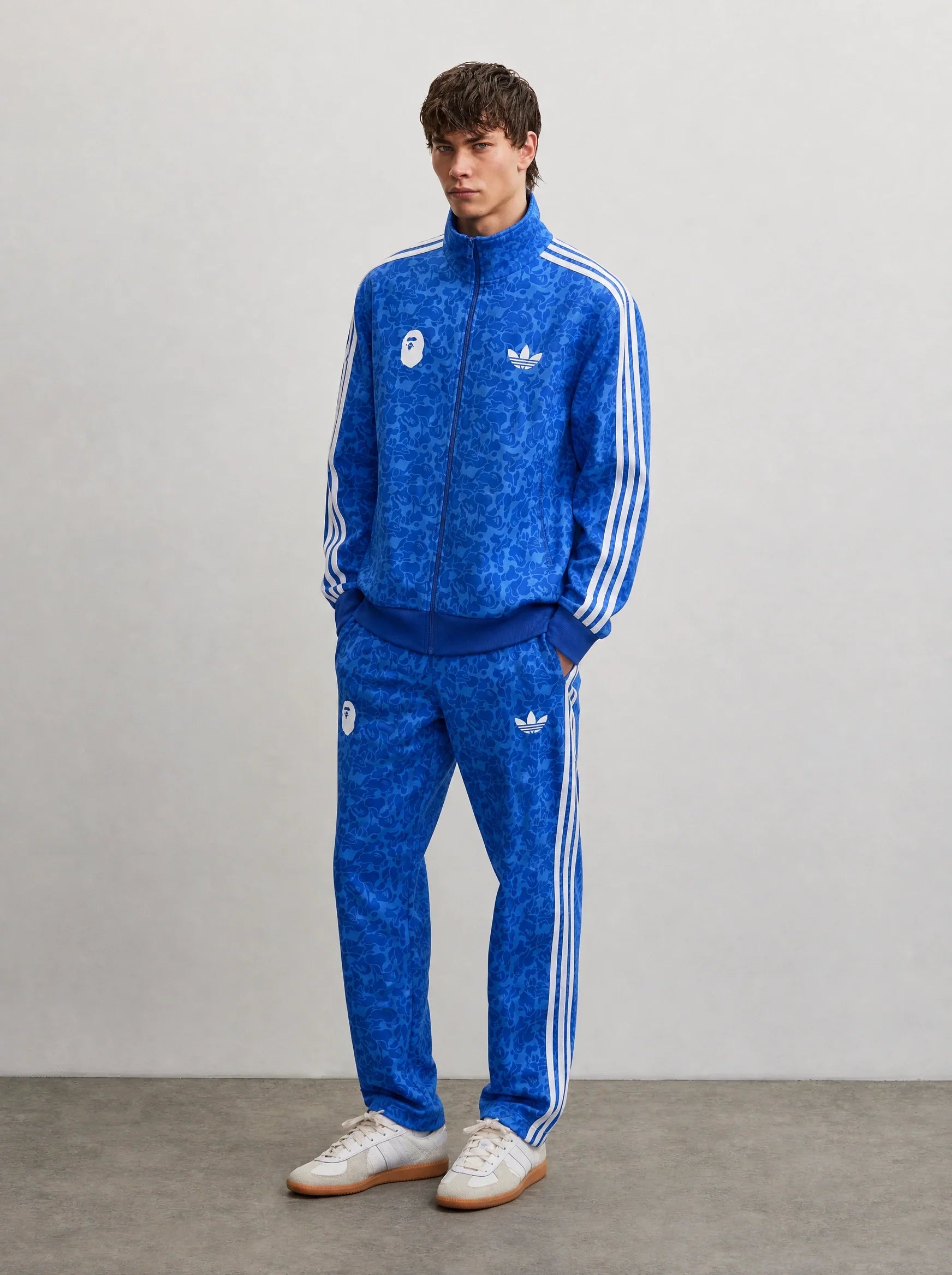 Adidas Kamuflaj Desenli Fermuarlı Eşofman Takımı Siyah Kırmızı