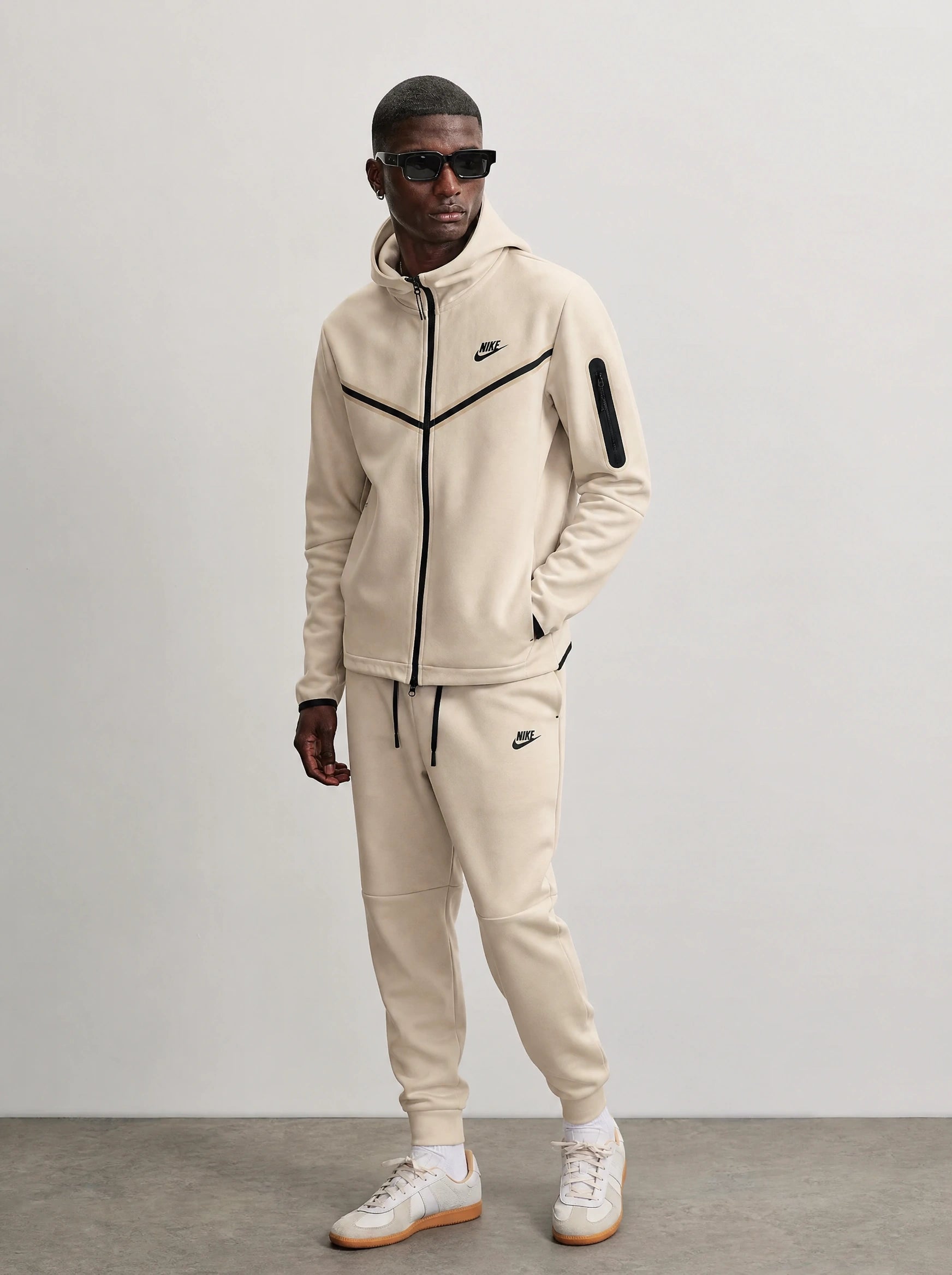 Nike Tech Fleece Bordo