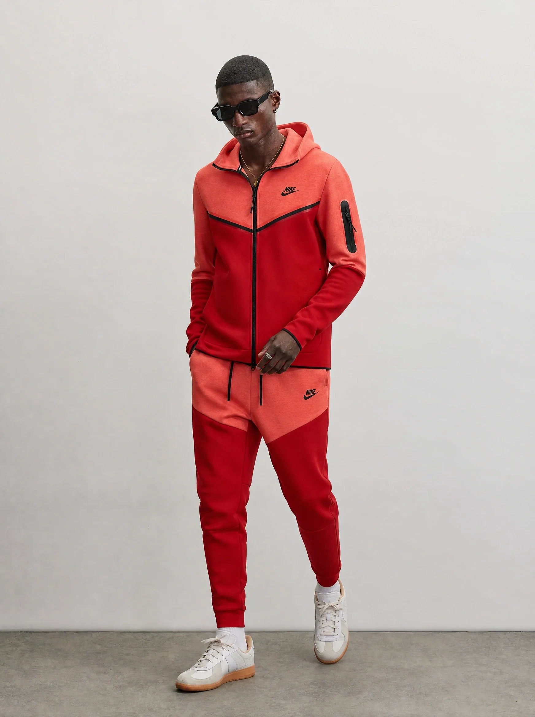 Nike Tech Fleece Kırmızı