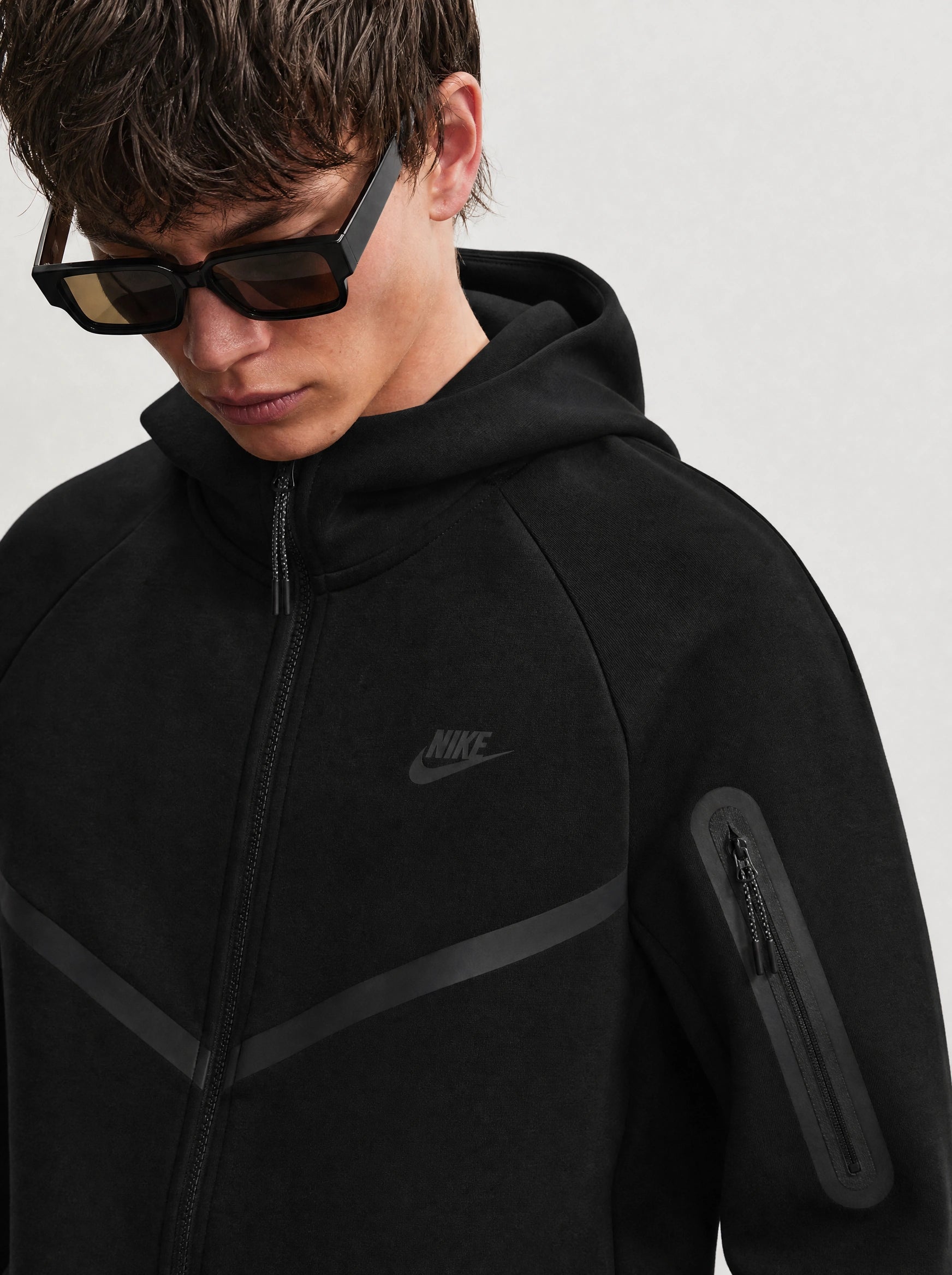 2026 Nike Tech Fleece Siyah
